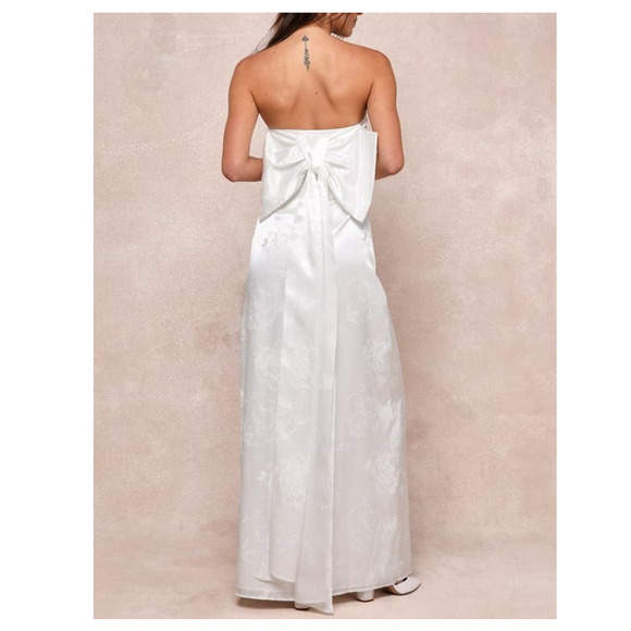 LULU'S SZ S Ivory Avid Elegance Strapless Bow Straight Neck Maxi Dress NEW b122 - Picture 2 of 10